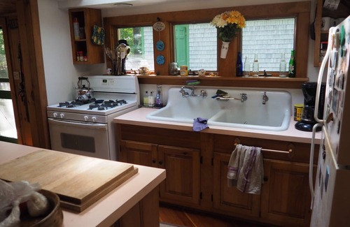 Salisbury Cabin | Classic Vermont Cabin on 2.5 acres Lake Frontage