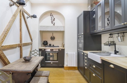 Principe Real Apartment | Classy 2BR AP in Principe Real w/Heating