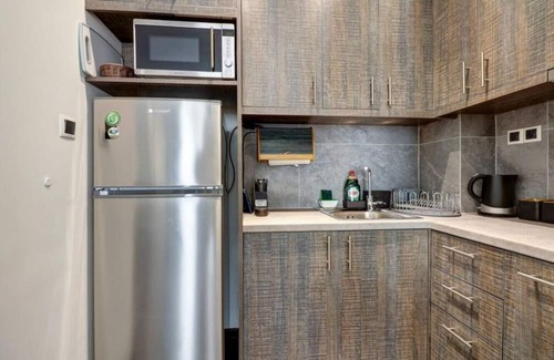Goudi Apartment | Classy and stylish apartment next to Hilton