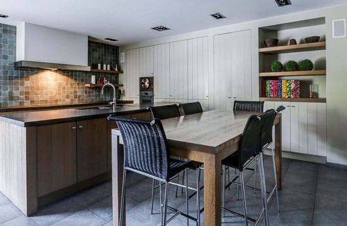 Weelde Apartment | Classy Apartment in Weelde with Swimming Pool