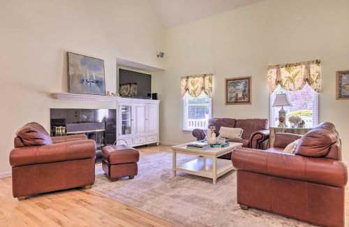 Jamesport House | Classy Getaway with Deck and Yard Less Than 1 Mi to Beach