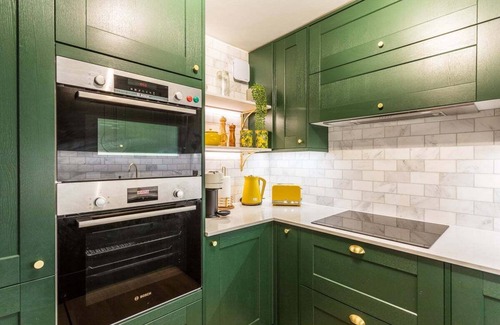 Pembridge Apartment | Classy Notting Hill Nest