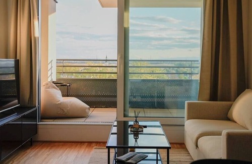 Favoriten Apartment | Classy Studio near Thermal Spa