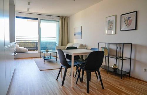 Favoriten Apartment | Classy Studio near Thermal Spa