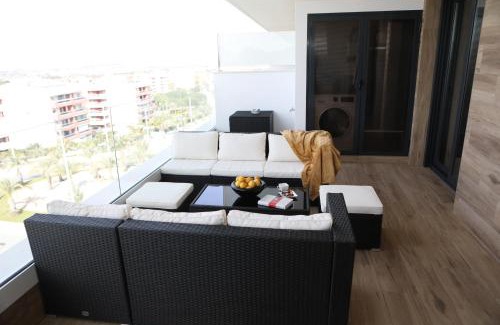 Els Arenals del Sol Apartment | CLAUDIA I