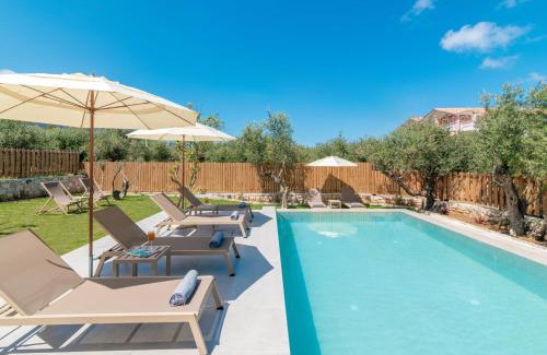 Ano Vasilikos Villa | Claudio Stone House