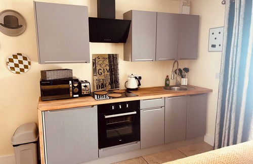 Heathton Apartment | Claverley Hideaway Apartment Bridgnorth