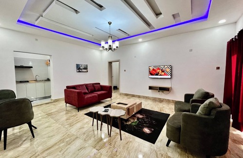 Utako Apartment | CLEAN 1BEDROOM FLAT + 24hrs LIGHT WITH AC + WiFi + KITCHEN