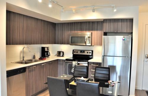 North Glenmore Condo | Clean and Cozy 3-Bedroom Condo Next to UBCO