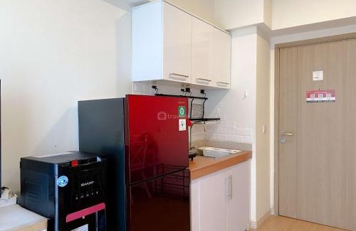 East Jakarta Apartment | Clean and Homey 2BR at Meikarta Apartment By Travelio