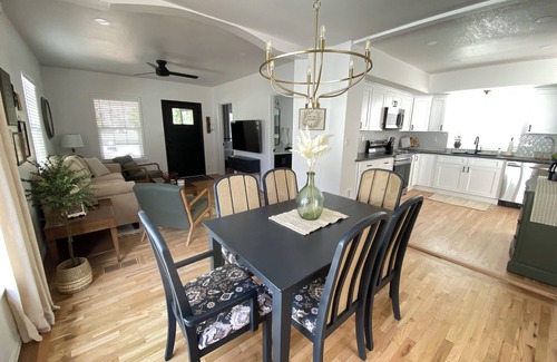 Central Colorado Springs House | Clean/Convenient/Stylish home near downtown