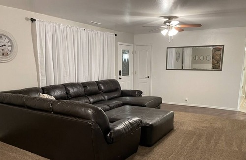 Snowflake House | Clean, cozy home in the heart of Snowflake!