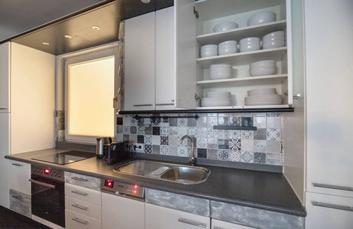 Oberdobling Apartment | Clean Döbling 2BR w/Elevator, Fully Furnished & Equipped, by Blueground
