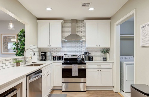 Del City House | Clean, Warm, and Welcoming, 1 Mile from Tinker AFB
