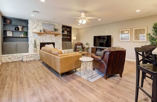 Del City House | Clean, Warm, and Welcoming, 1 Mile from Tinker AFB