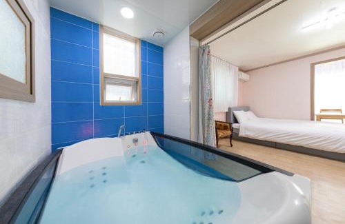 Gyeongju House | Clear morning pet friendly pension