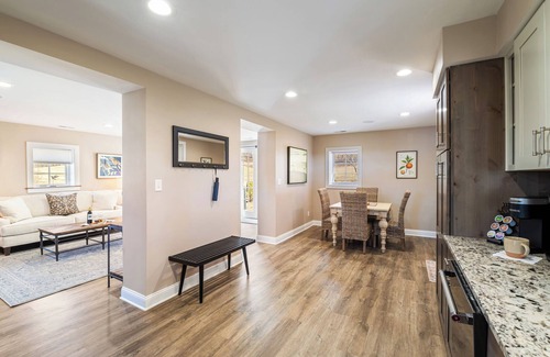 Keene Cottage | Clear Sky Cottage - A Spacious 1 BR Cottage Close to Charlottesville & Wineries.