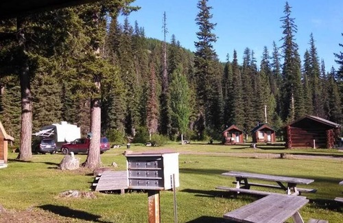 West Glacier Cabin | Clear Sky Resorts Deluxe Cabin