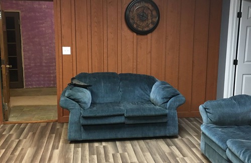 Newcomb Apartment | CLEARFORK CREEK LODGING & RV CAMPGROUND