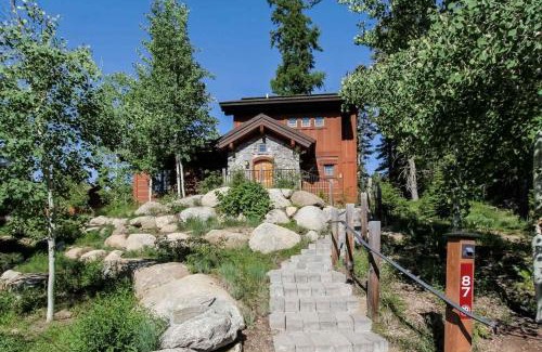 Tamarack Resort House | Clearwater Cottage 87 at Tamarack Resort by Casago McCall - Donerightmanagement