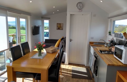 Dalry Cabin | Cleeves Cabins, Ailsa Luxury Lodge with hot tub