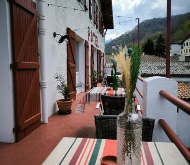 Valcarlos House | Clementenia