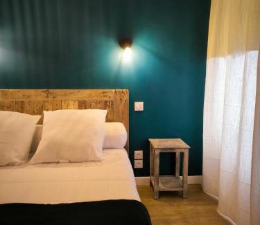 Valcarlos House | Clementenia