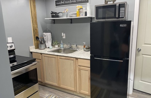 Seneca Apartment | Clemson Cottage -close to University and lakes