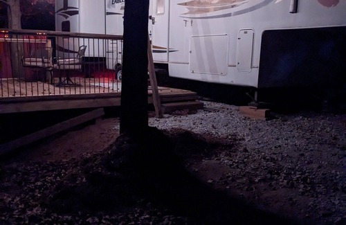 Seneca RV Rental | Clemson Hills RV club Camper RentalnBeautiful views 4 miles from Clemson/Seneca