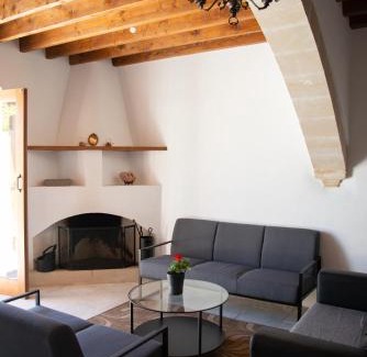 Lofou Apartment | Cleo's Inn
