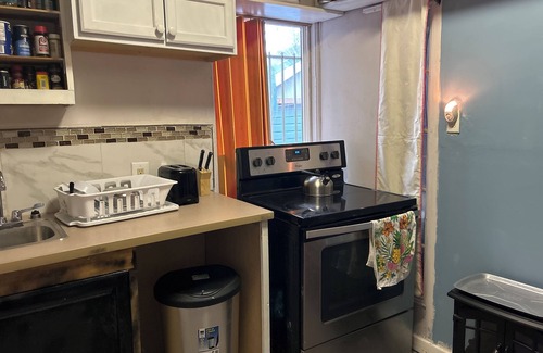 Portsmouth Other | Clev’s collage place