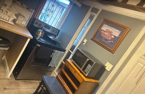 Portsmouth House | Clev’s cove 1