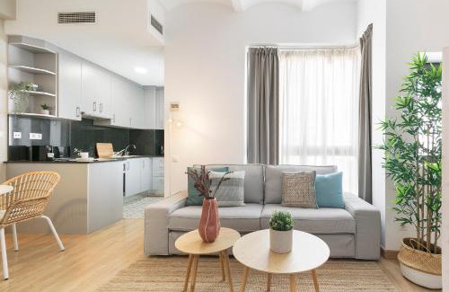 Sants-Badal Apartment | Click&Flat Sugranyes