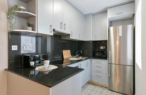 Sants-Badal Apartment | Click&Flat Sugranyes