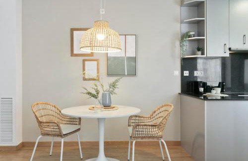 Sants-Badal Apartment | Click&Flat Sugranyes