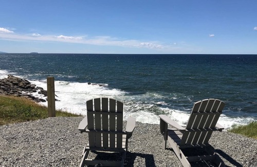 Cap Le Moine House | Cliff-top Comfort near Cheticamp