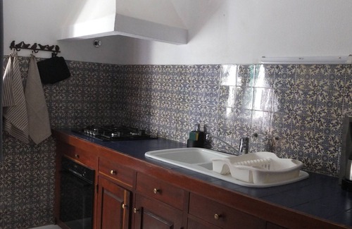 Vale de Covo Villa | Cliff top villa set in a luxuriant garden with sea view