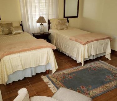 Mandeville Villa | Cliffe Ranch