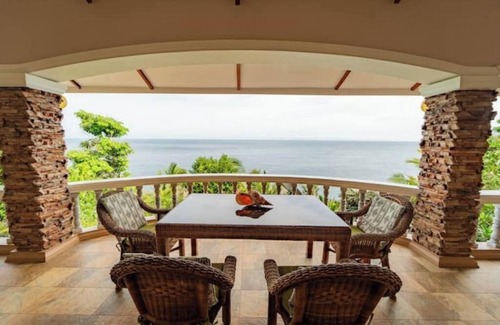 Lazi House | Cliffvue Homestead — West House