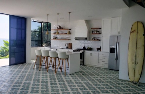 La Rinconada House | Clift Beach House With Breathtaking Views