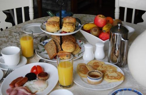 Quilty Bed & Breakfast | Clonmore Lodge B&B