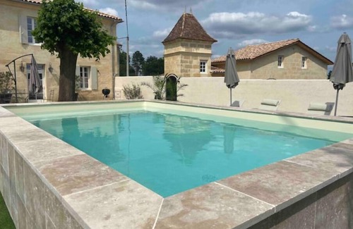 Merignas House | "Clos Antonia" quiet and stylish cottage near St Emilion and Sauternes