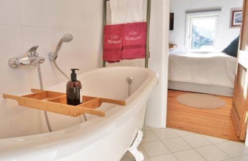 Verac Bed & Breakfast | Clos Monicord