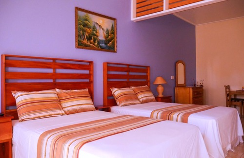 Vieux Fort House | Close proximity to the International Airport and Sandy Beaches