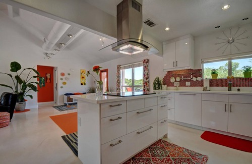 Kyle House | Close to Austin, San Antonio and the Hill Country