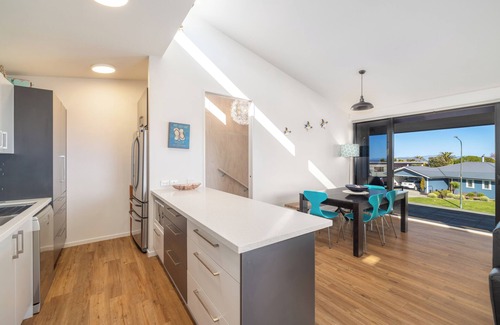South Bay House | Close to Beach | South Bay | Epic Views, Close to Beach | South Bay | Epic Views