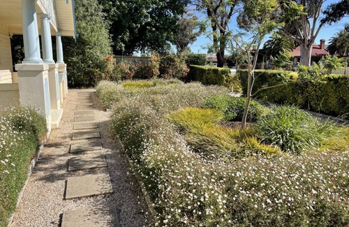 Kennington House | Close to Bendigo CBD - Spacious Home 3BR 2Bath WiFi Quiet Location