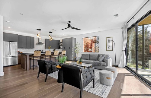 Rosewood House | Close to Downtown, Stylish, Pool | Avante-Garde
