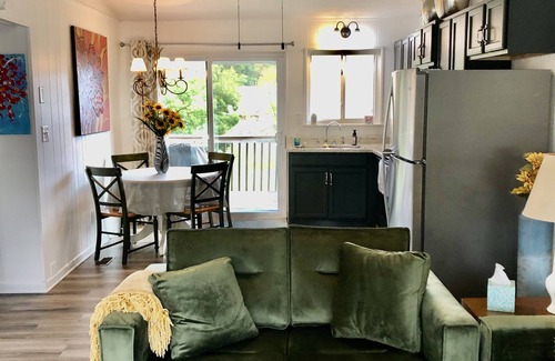 Johnson City House | Close to everything with all the comforts of home.