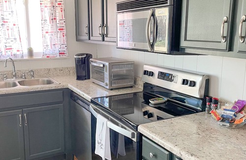 Johnson City House | Close to everything with all the comforts of home.